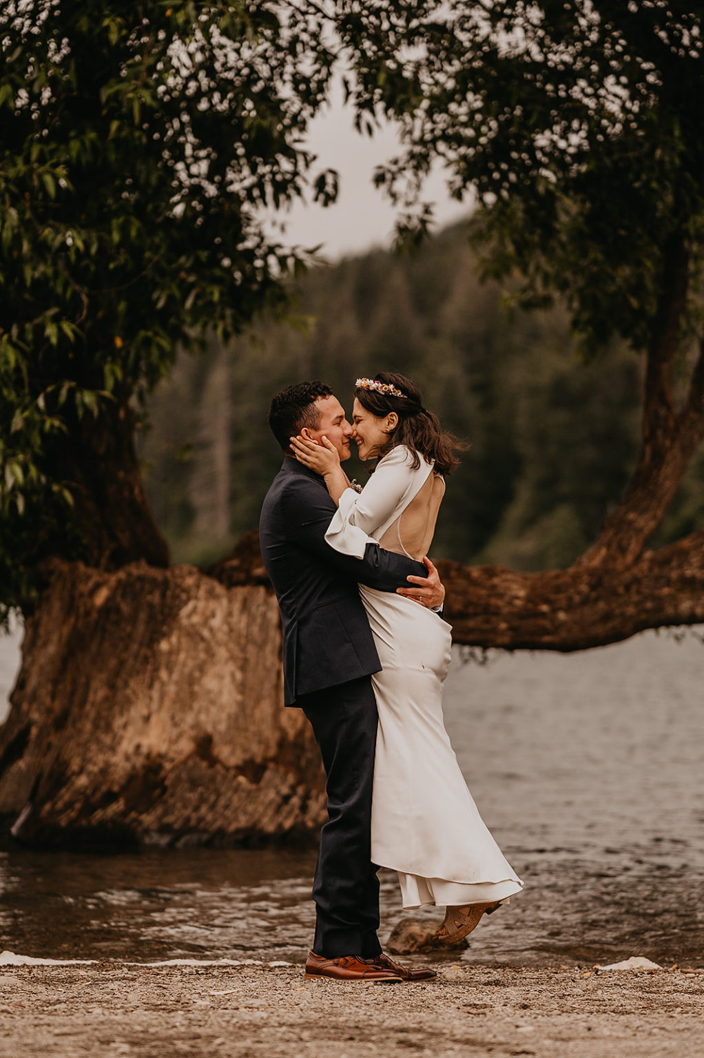 Rattlesnake Lake Elopement Emett Joseph Photography