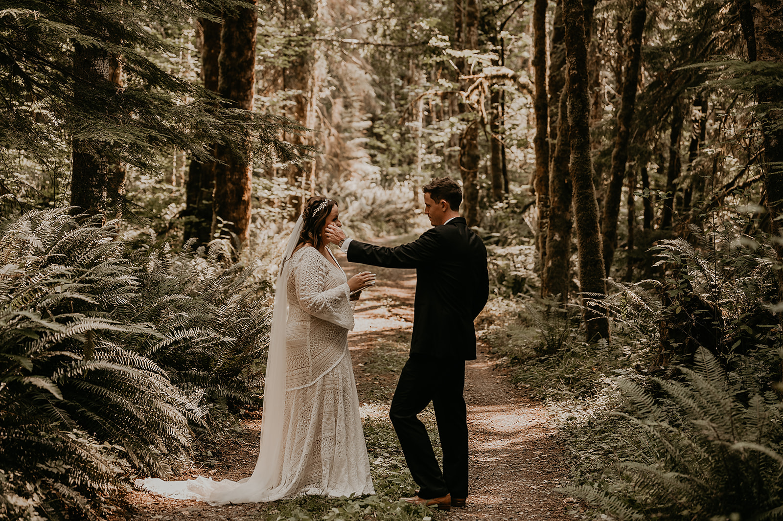 Boho Woodland Wedding at Wellspring Spa - Emett Joseph Photography